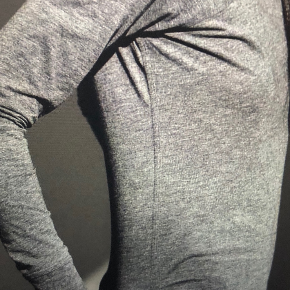 LUNYA RESTORE LONG SLEEVE CREW- MEDIUM - CHARCOAL